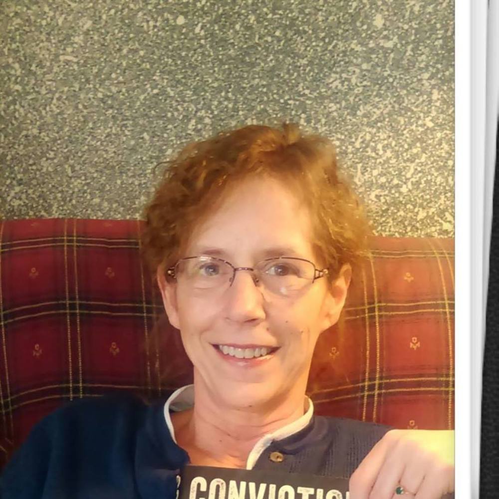 Meet your Posher, Elizabeth